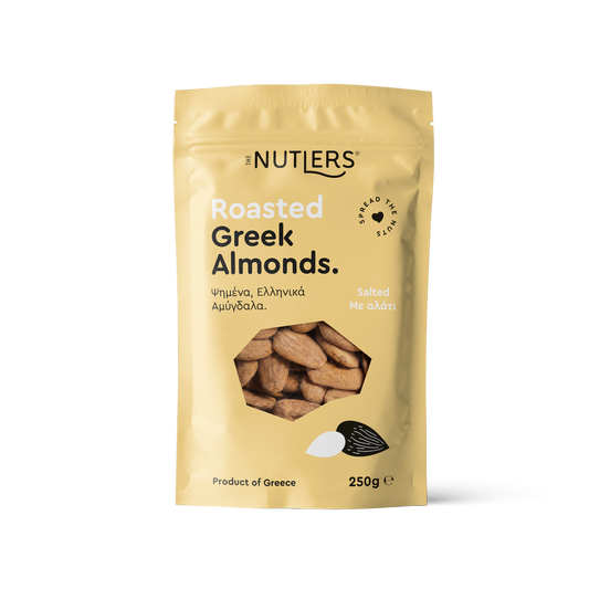 Gesalzene, geröstete griechische Mandeln