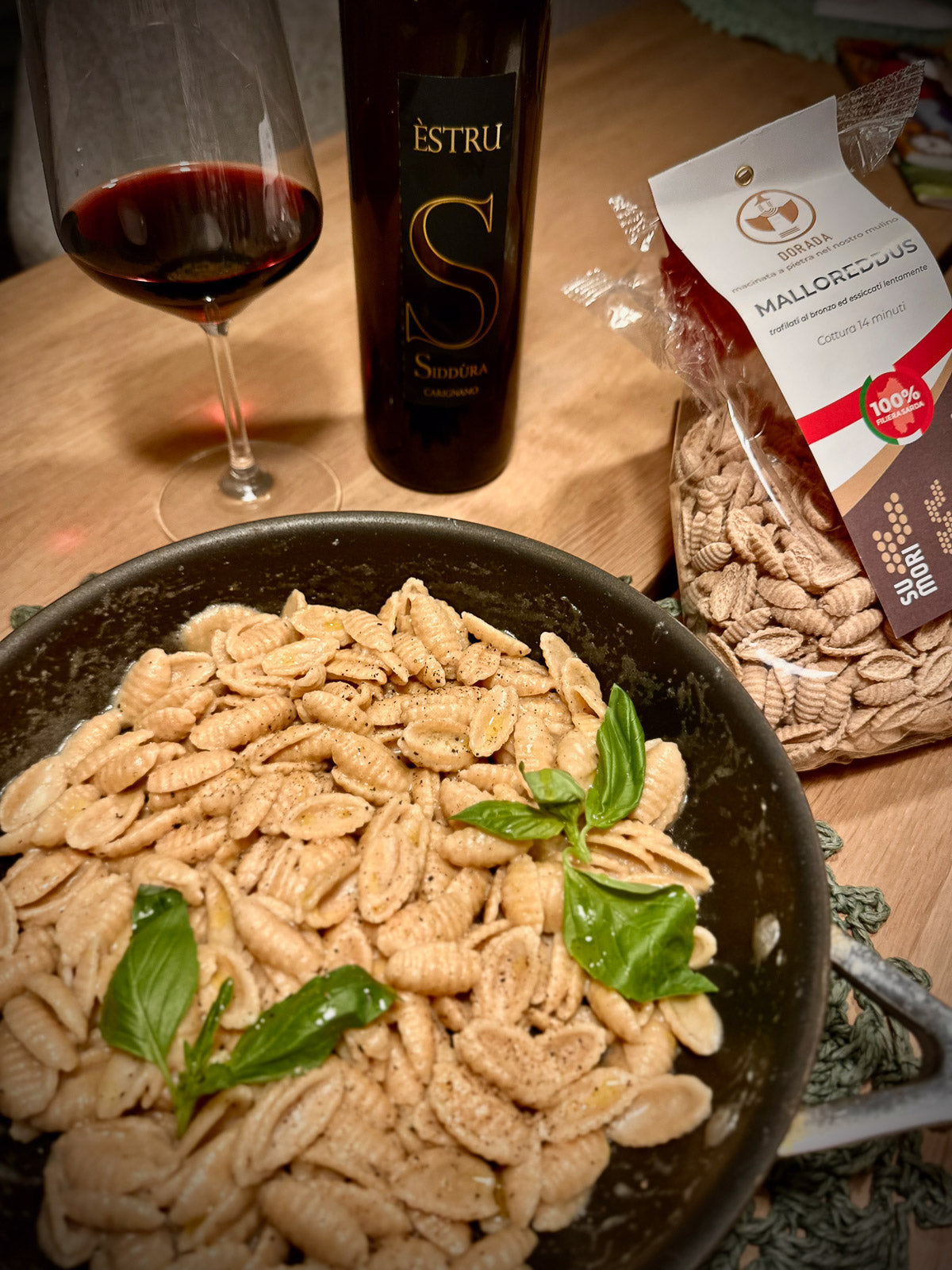 Estru: Isola dei Nuraghi IGT Carignano