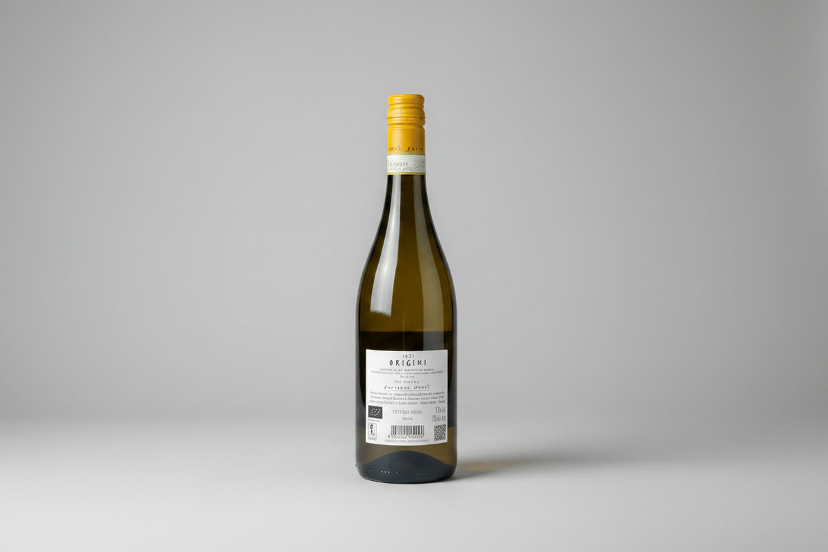 Backside of a bottle of Verdicchio wine labeled Origini from Fattoria Nanni